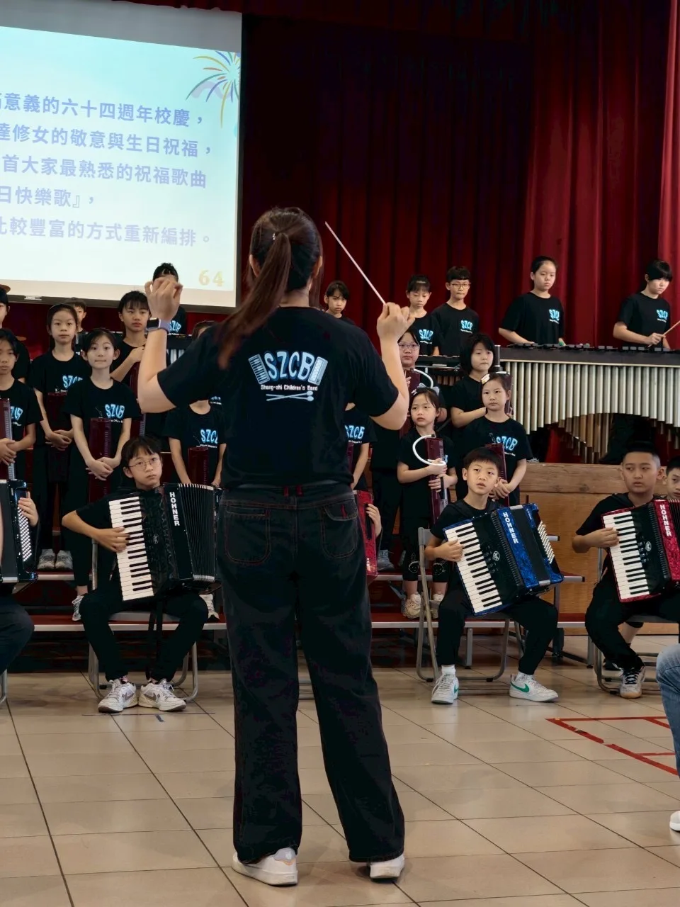 0ADCEFBA-2FF3-4CD4-BDCB-376D1C3981CE