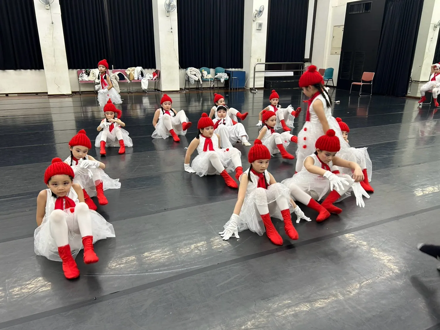 LINE_ALBUM_202537_250310_28