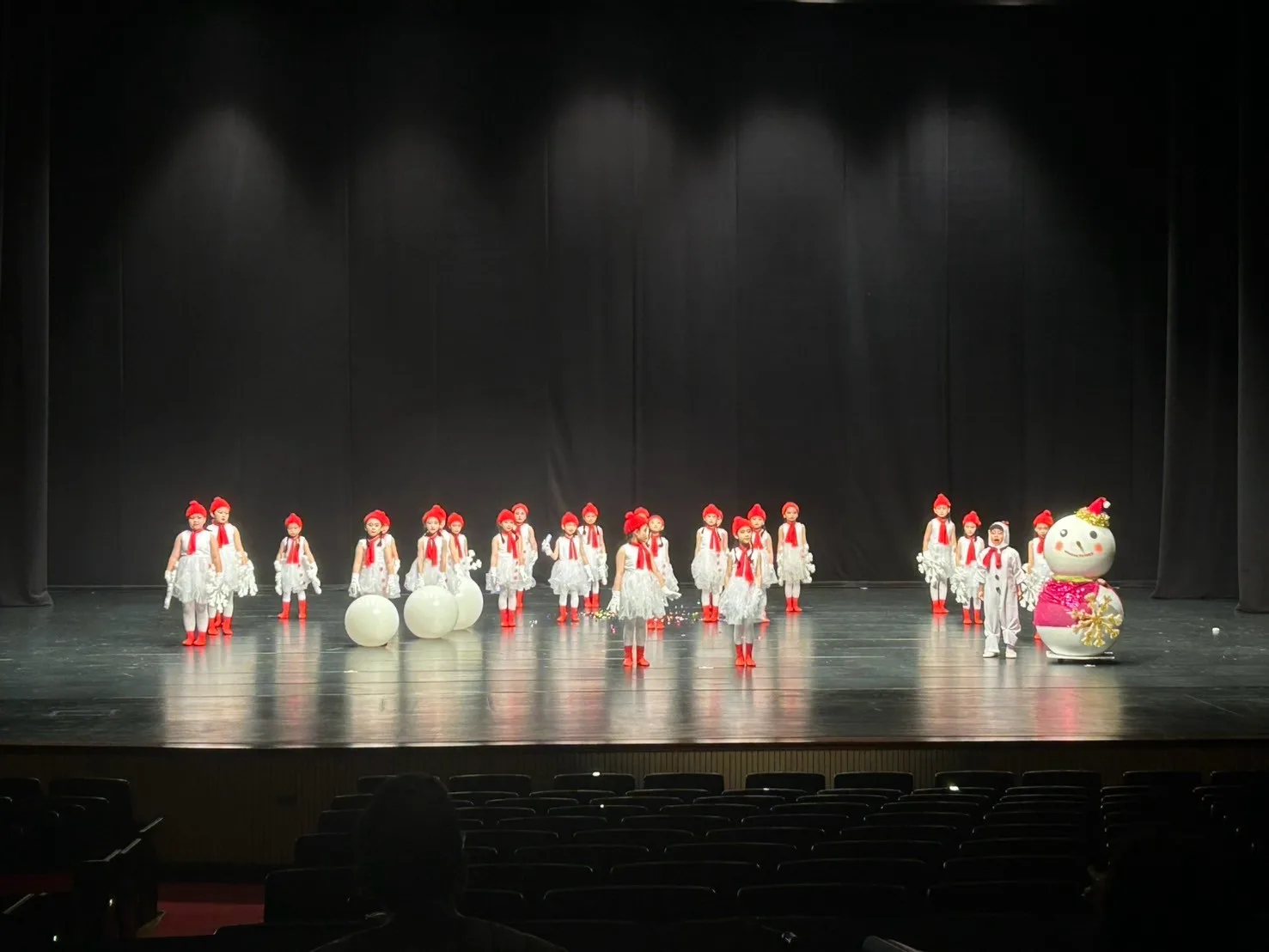 LINE_ALBUM_202537_250310_54